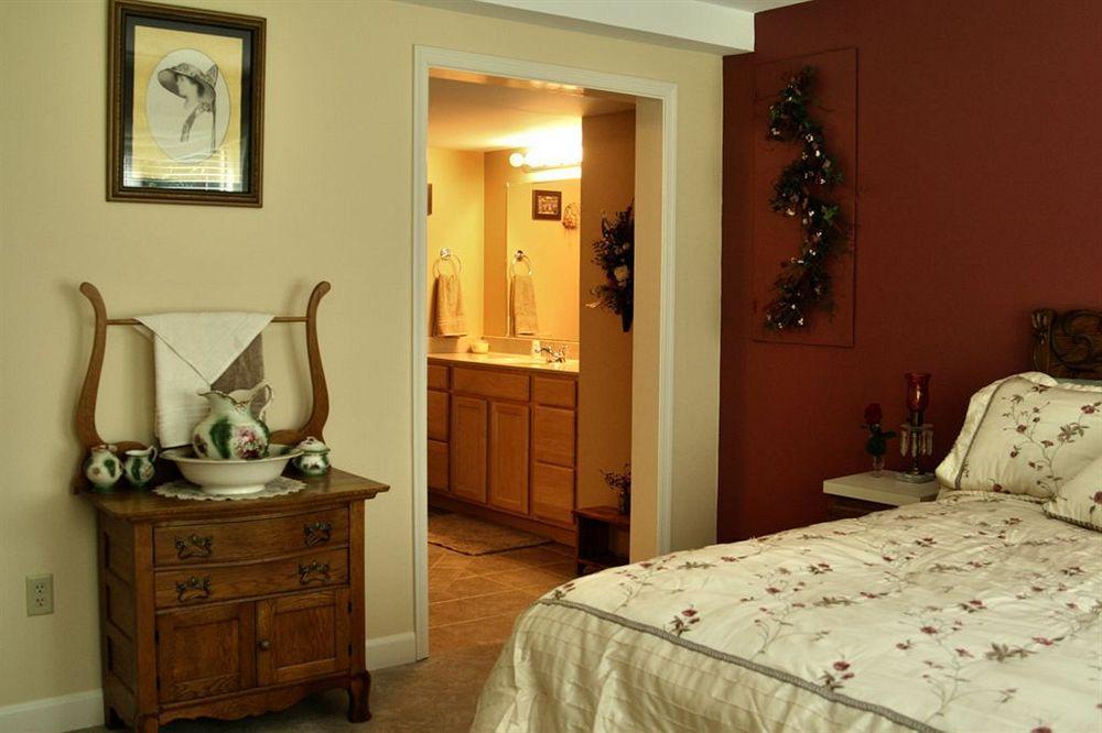 Hammer Creek Hideaway B&B Литиц Екстериор снимка