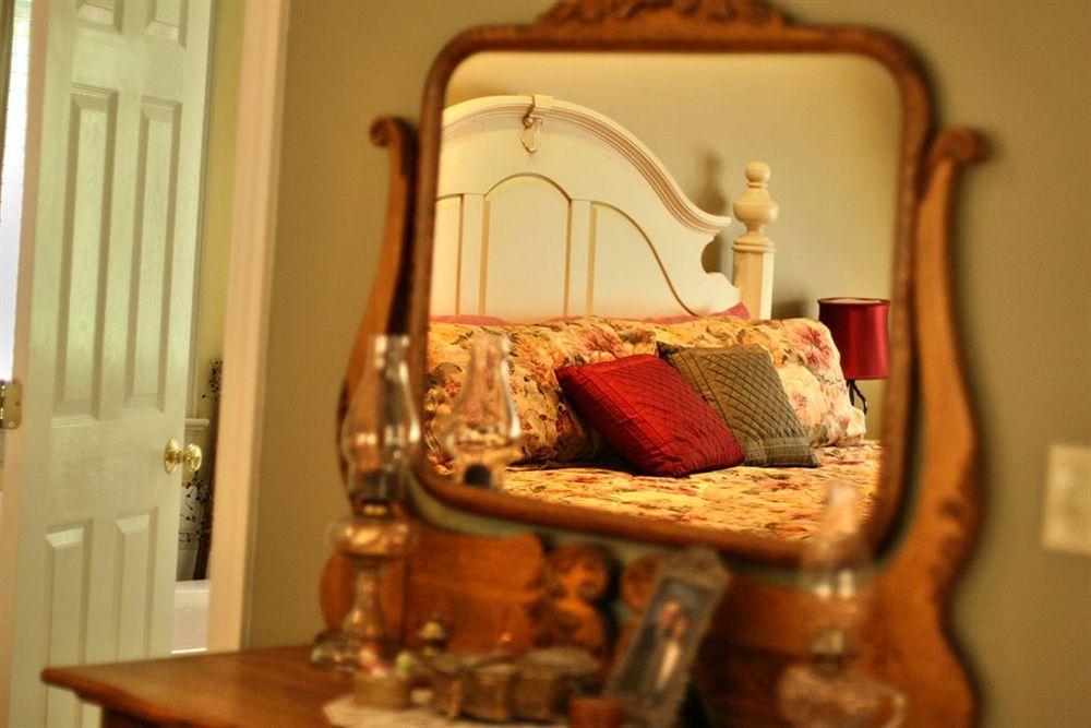 Hammer Creek Hideaway B&B Литиц Екстериор снимка
