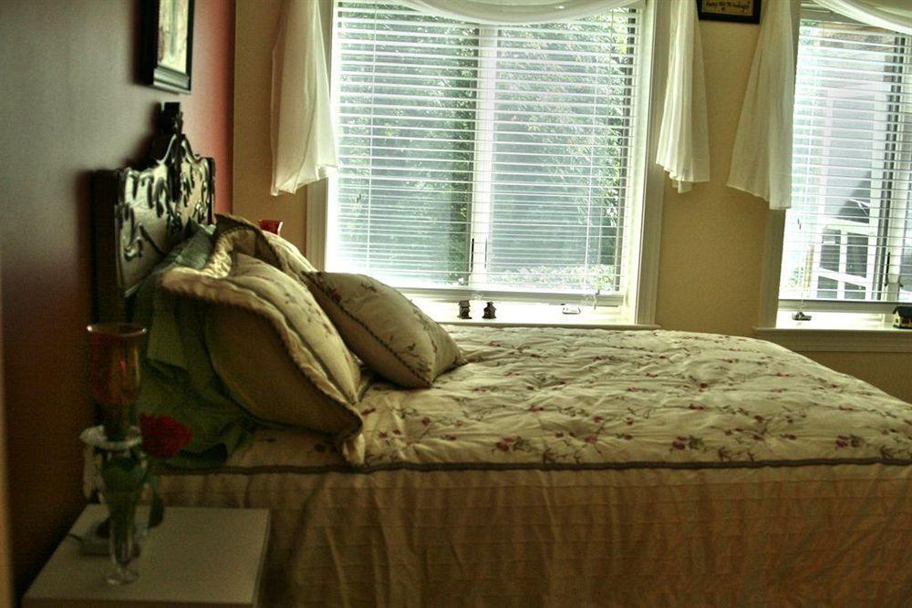 Hammer Creek Hideaway B&B Литиц Екстериор снимка