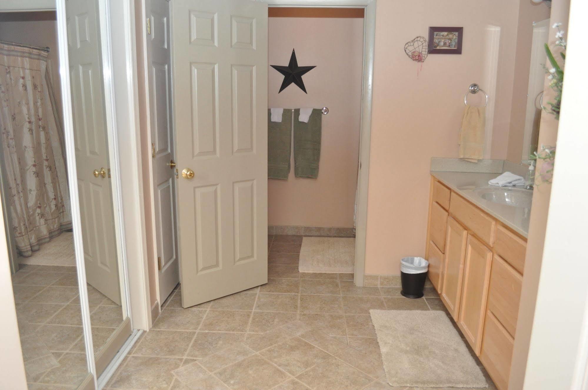 Hammer Creek Hideaway B&B Литиц Екстериор снимка