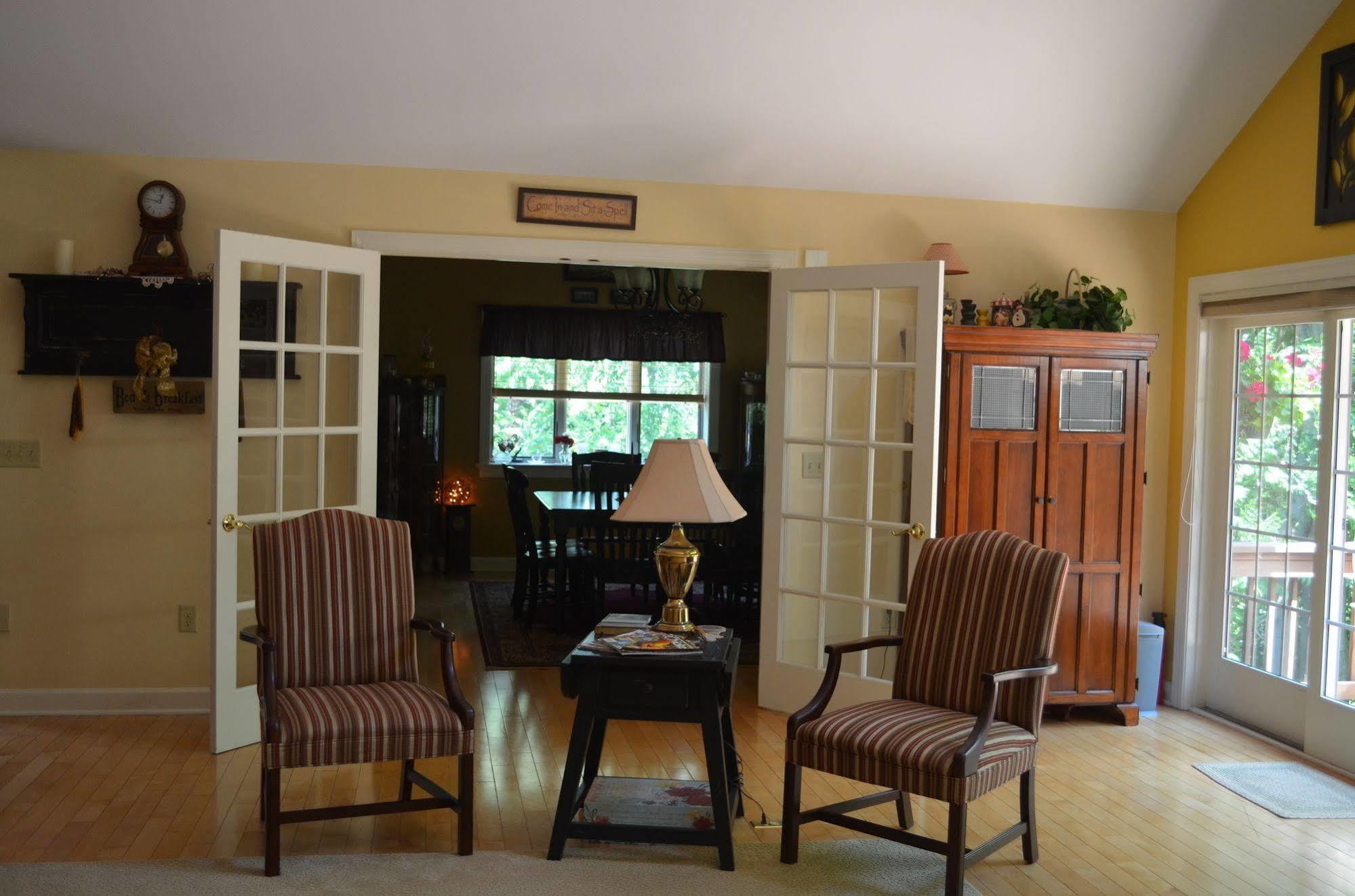 Hammer Creek Hideaway B&B Литиц Екстериор снимка