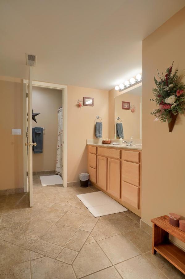 Hammer Creek Hideaway B&B Литиц Екстериор снимка